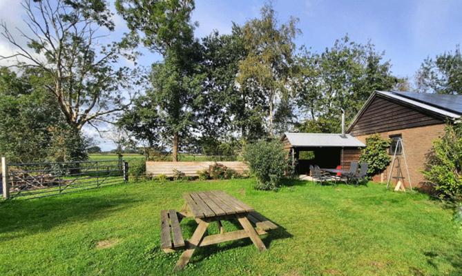 Vakantiehuis Met Jacuzzi 4 Personen Гитхорн Экстерьер фото